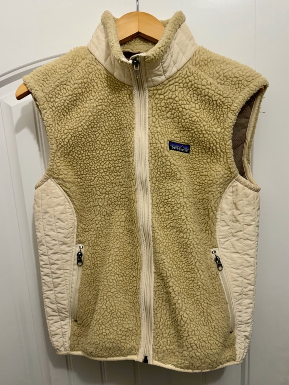 VTG Patagonia Women's Retro-X Synchilla Fleece Vest, Beige, Size Large, 11378F8